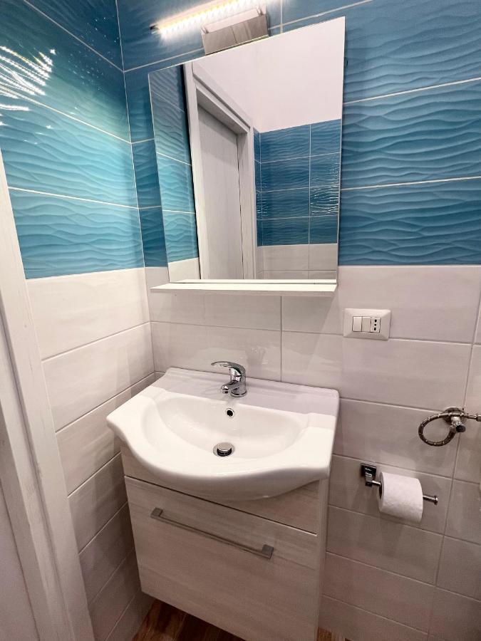 Airport Luxury Rooms Napoli Exterior foto