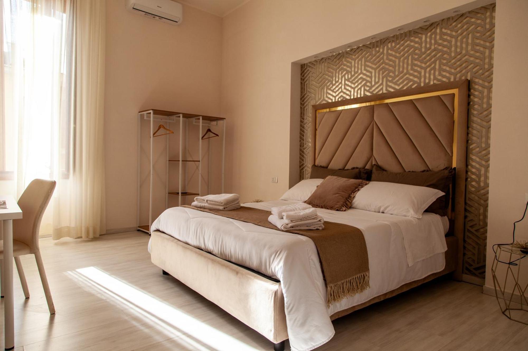 Airport Luxury Rooms Napoli Exterior foto